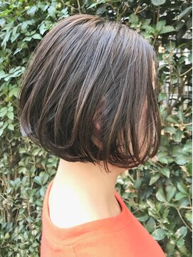 アンシー(anSHE) ハイライトボブ