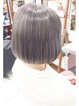 デイズ(days) アッシュカラー透明感デザインカラー☆ワンレンボブヘア