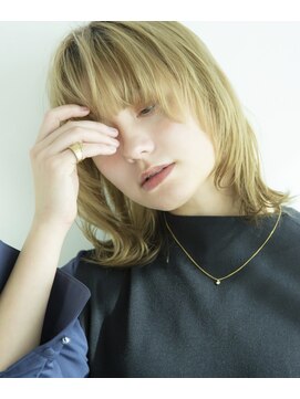 ロンド ストラーダ 心斎橋(Lond strada) 【津賀　涼】ショートグレージュカラーボブウルフココアベージュ