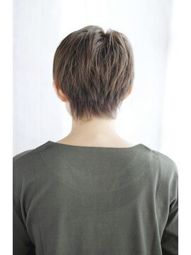 オティアプラスエヌ(OTTIA+n) 20代30代40代 美形ショートでカッコかわいい【松山】