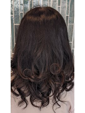 カラーライフ(COLOR LIFE) 上品艶髪＋ウィッグに馴染む色髪美人♪