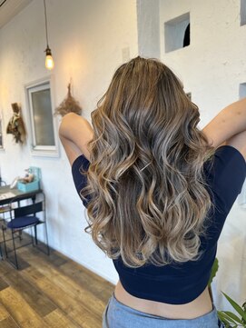 ソンリエ 青竹店(SONRiE) バレイヤージュ