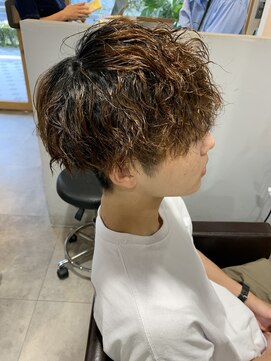 レオン(Re:ON) ツイストスパイラルパーマ