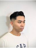 スキンフェード フェードカット 七三パート バーバースタイル