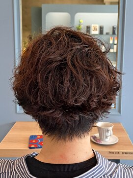 ゴート(G.O.A.T.) 大人ショート/ショートパーマ/カールパーマ