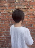 長めの刈り上げショートスタイル
