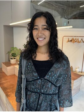 ヒンク(the hinc) spiral perm