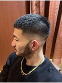 銀座　理容室　個室　床屋　ボウズフェード