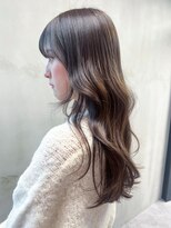 アイティーバイアルバム 藤沢店(IT by ALBUM) オリーブベージュおくれ毛くびれヘアロング_ba494682