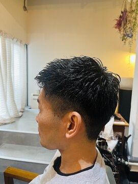 ダダ ヘアサロン(DADA Hair Salon) メンズショートパーマ