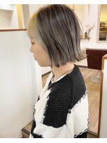 コルマルシェ(Cormarche)&nbsp;グレージュ×外ハネボブ