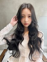 ロジッタ(ROJITHA)&nbsp;【ROJITHA原宿表参道】レイヤー×センターパート
