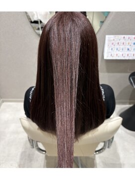 ロエ(Lowe') pink beigeカラー