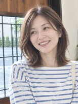ねこびより&nbsp;大人の柔らかミディアムレイヤー