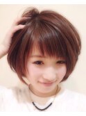 ショートボブ
