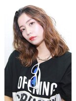 トレパルッキエーレ(tre parrucchiere)&nbsp;［-tre-］アップバングウェーブスタイル