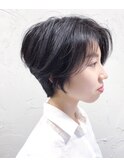 輪郭カバー!襟足すっきり小顔見せショートスタイル☆