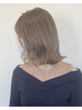 リグフクオカ(L.I.G fukuoka) 【L.I.G fukuoka】顔回り小顔レイヤー×ペールベージュ