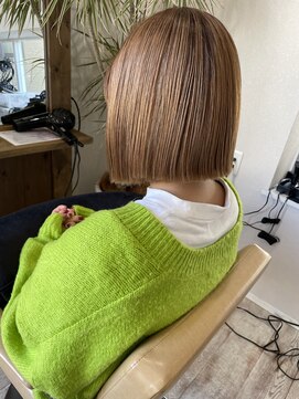 シキ(C key) ぱっつんボブ