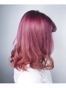 ワット 原宿店(W) 【W-ワット-原宿店 】＊最旬可愛いピンクスタイル＊