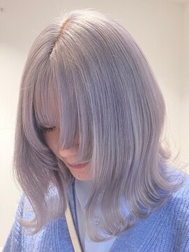 ベレーザ 渋谷(BELEZA) 2410外国人風カラーホワイトベージュハイトーンカラー外ハネロブ