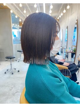 ロンドアジュール 横浜(Lond azur) 黒髪でも可愛い切りっぱなしボブ【久保田夢美】横浜