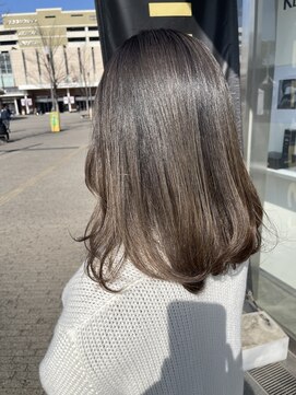 コワファースト 大分(COIFF1RST) アッシュグレージュカラー