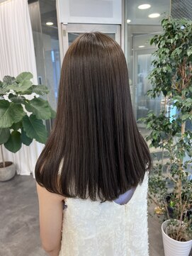 アイエヌジードット(INg.) 艶感オリーブベージュ