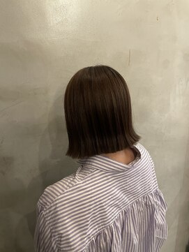 リリアーナ(LILIANA) 韓国ボブ 韓国ヘア 切りっぱなしボブ 似合わせカット 髪質改善
