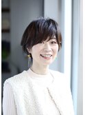 ソフトエレガントショート×白髪ぼかしハイライト