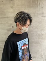 シアター 高崎(THEATER)&nbsp;センターパートメッシュ刈り上げ