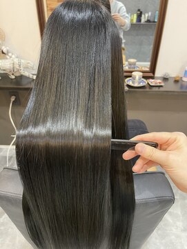 スリー(THREE) 髪質改善メテオトリートメント