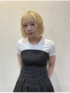 ユニコ(unico) ボブ/ハイトーン/ダブルカラー/ケアブリーチ