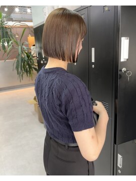 レブ 三条河原町(Reb,) 切りっぱなしボブ丸くならないボブタッセルボブ透明感カラー