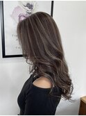 ベージュ系ハイライト