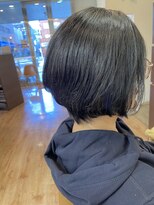 ヴィサージュクルー(VISAGE crew)&nbsp;前下がりなショートデザイン！