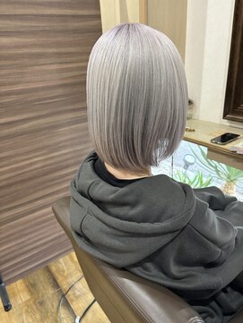 アレッタヘアーサロン(ALETTA HAIR SALON) ホワイト