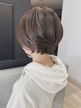 エン(eNN)の写真/【トレンドショート】貴方に合わせた”顔まわり”のデザインで小顔魅せ効果◎圧倒的な似合わせ力で可愛さUP