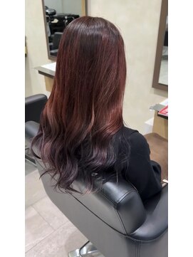 ヘアーサロンデフォーエバーヴィーダ(hairsalon de Forever vida) ブリーチなし赤髪チェリーレッド暖色艶カラーロング