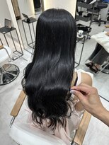 ジーナ 博多筑紫口(Zina)&nbsp;暗髪 地毛風カラー×艶髪 ブルーブラック！【福田れん】