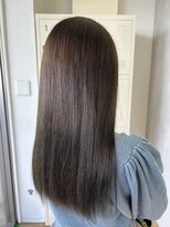 エイトオロク 那覇小禄店(EIGHT oroku) 透明感引き立つ大人オリーブカラー仕上げ