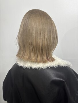 エル セルカ 高田馬場(el CERCA) ぱつっとボブ×ミルクティー