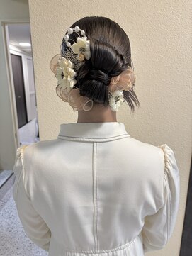 ミラ(Mila) 袴ヘア、リボンシニヨン★