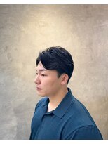バーバースタジオユー(Barber studio u.) ナチュラルツーブロック|かきあげスタイル