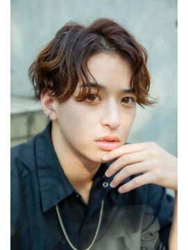 シエロ 池袋西口(Cielo) 大人気!センター分けパーマスタイル