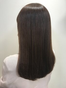 リゾーム 新小岩店(Rhizome) つやつやしっとり黄金髪縮毛矯正ストレートヘア