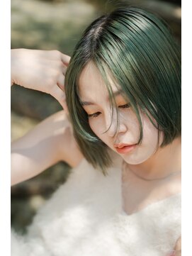 パーク 福岡天神西通り店(parc) ミニボブタイトヘアセットグリーンカラーターコイズカラー