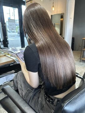 ヘリム(HELIM) くびレイヤーミルクティーグレーベージュカラーダークアッシュ