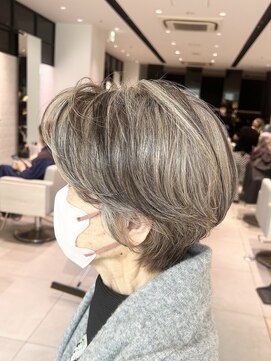 ステア ケース(stair case) 脱白髪染め/グレーカラー