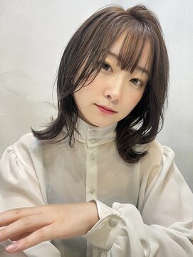 メイカ(MEIKA) ”韓国風レイヤー×ヴァイオレットベージュ”